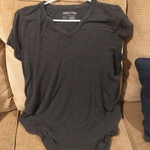 XL nursing top, Gray Latched Mama
